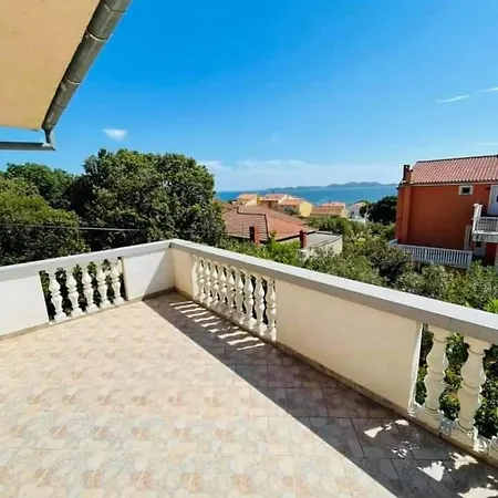 Appartement Studio 2+2 *